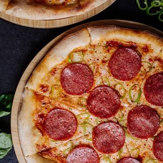 Pizza Pepperoni family