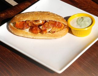 Montaditos Poulet Sauce Bravas