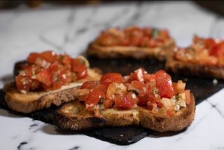 Bruschetta Clásica