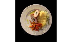 Kurczak w objęciach szynki parmeńskiej