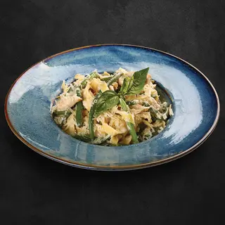Fettuccine cu carne de pui