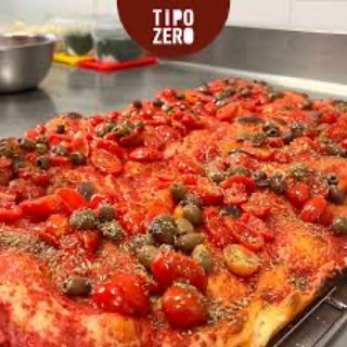 Rossa con pomodorini 