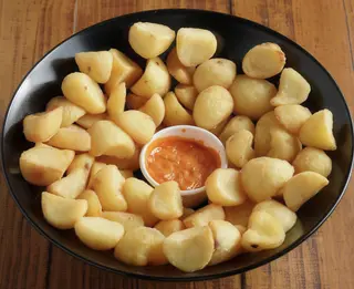 Bravas