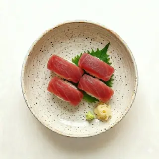 Sashimi De Atún Con Arroz (4 Uds.)
