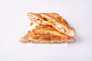 Warkocz z serem kurczakiem