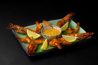 კრევეტები ქარის სოუსით