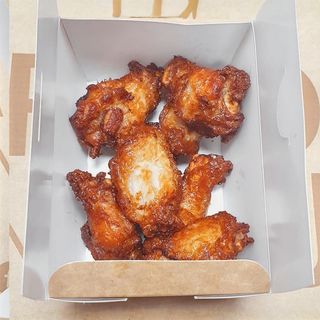 Deliciosas Alas de pollo búfalo