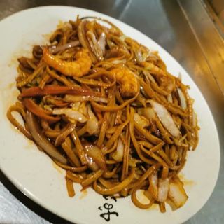 Tallarines Fritos Con Gambas