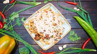 Фри с мясом с сыром (300г)