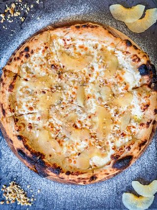 Pizza cu Pere si Nuci Ø32cm