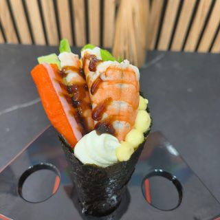 3-E TEMAKI LANGOSTINOS          1pieza 