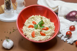 Bol cu salata de vinete cu maioneza 800gr