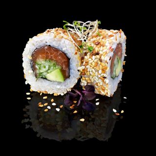 Рол Каліфорнія з лососем в кунжуті (210г)