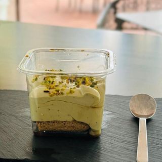 Tiramisú de pistacho