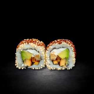 74. Uramaki De Pollastre Amb Alvocat I Salsa D'Anguila (8 Uds.)