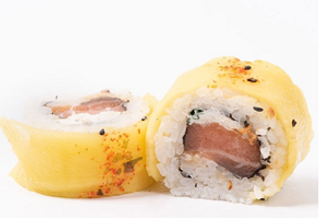 Uramaki Hot Salmón Roll (4 Uds.)