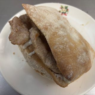 Bocadillo De Solomillo Al Roquefort