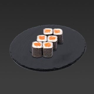 Мини ролл с лососем