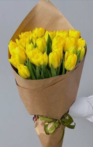 Букет з жовтих тюльпанів (25шт в упаковці)