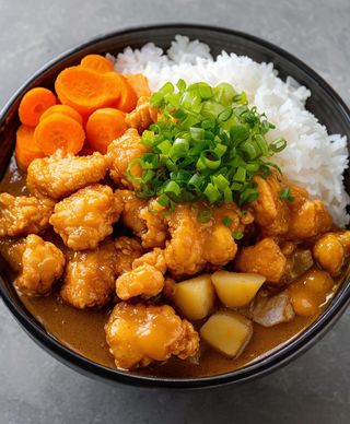 B3. Curry rice tonkatsu