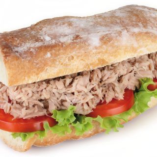 Pitufos De Atún, Tomate Y Mahonesa