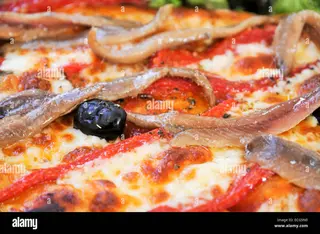 Pizza Napoli (33 Cm.)