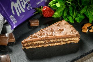 Торта Алмонди Милка / 82 гр. /