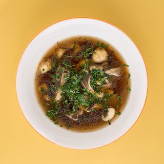 Грибна юшка