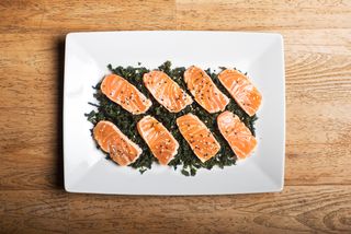 Salmon tataki