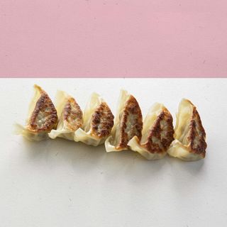 42. Gyoza pollo (4 uds.)