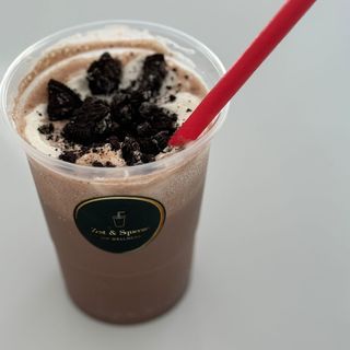 Chocolate Oreo Shake
