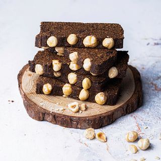 Протеиново барче с лешници и кокос (75г)