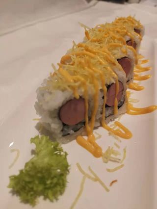 350.Uramaki hot dog 8 pezzi