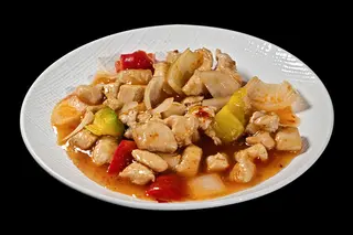 53 Pollo con salsa piccante