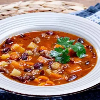  XÚP BÒ NẤU ĐẬU ĐỎ 