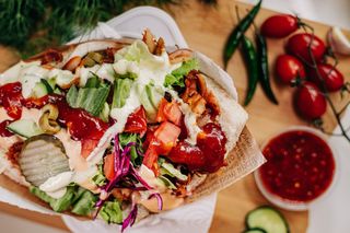 Kebab w bułce standardowy duży