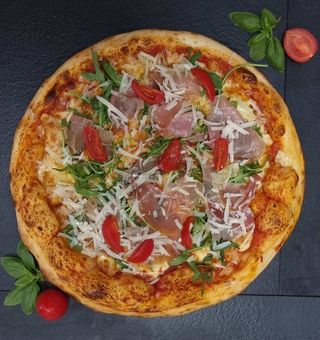 Пица прошуто и рукола(30см)