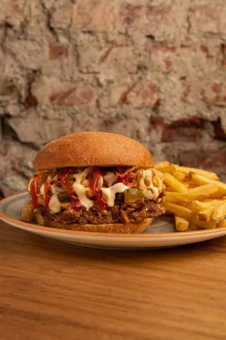 Alabama Ribs Sandwich