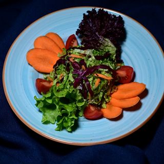 სეზონური სალათი 