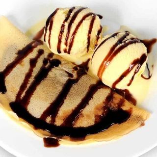 Crepe com Gelado