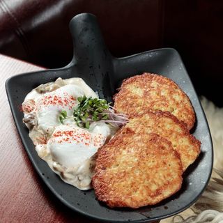 Деруни гз грибним соусом 320/100