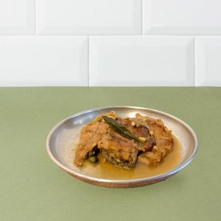Coniglio alla ligure