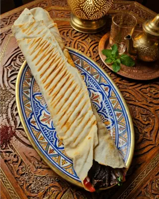PITA KRAFTOWA SHAWARMA WOŁOWA SMALL ROLL
