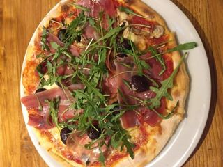 Pizza Montenegro 550 gr