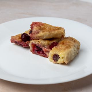 Pita sa višnjom i vanilom