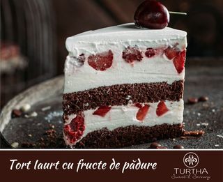 Tort iaurt fructe padure