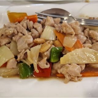 91. Pollo Con Almendras