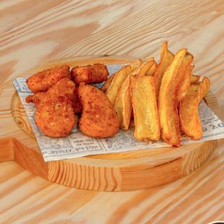 Batata com Chicken Nuggets