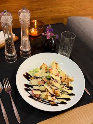 Салат Цезар з куркою (240г)