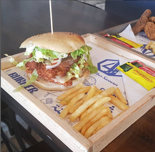 Big Carnivore Burger